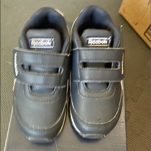 Reebok sneakers toddler US9